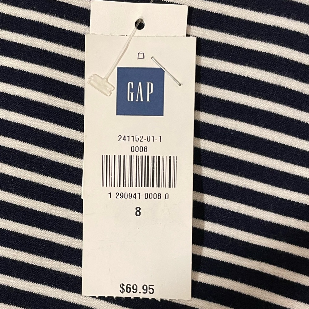 🆕 GAP Women's Striped Fit & Flare Skater Dress with Cap Sleeves 8 - Picture 10 of 16